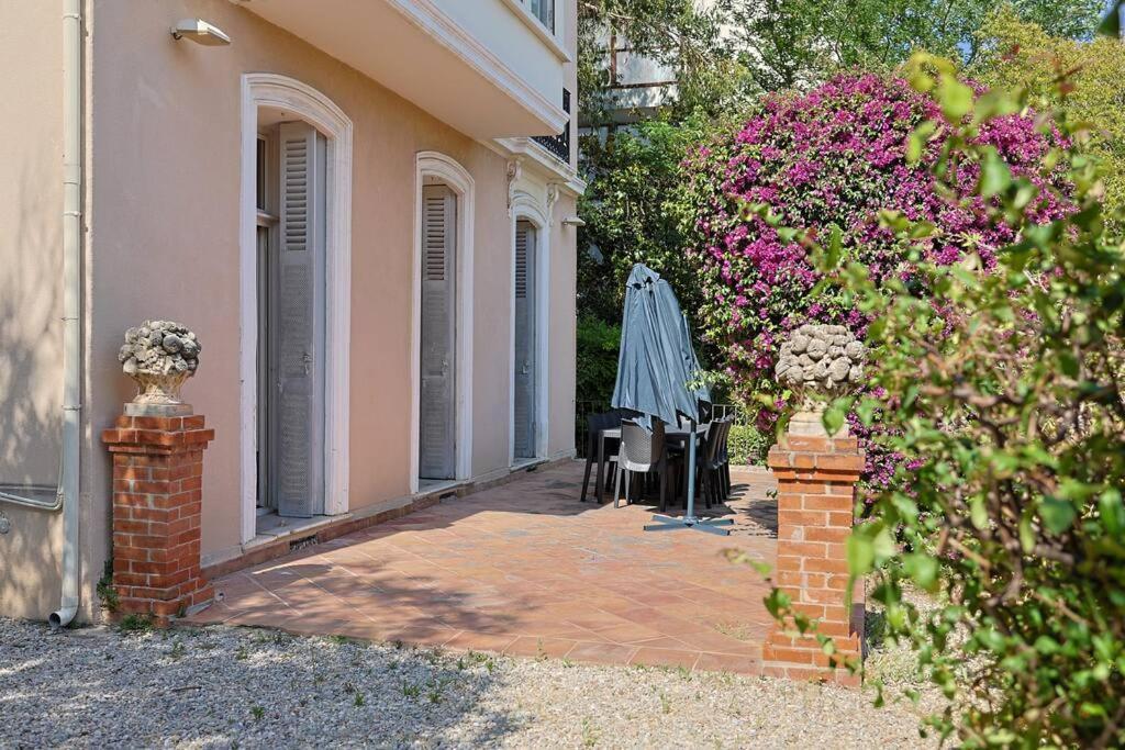 Maison De Maitre Centre Ville Hyères Esterno foto