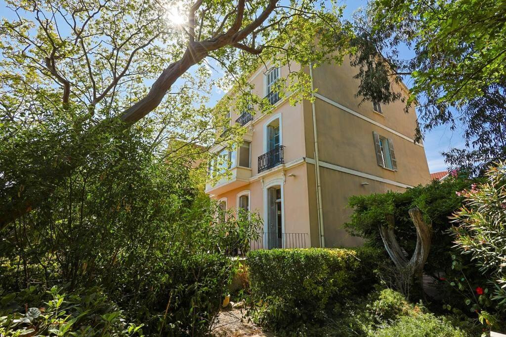 Maison De Maitre Centre Ville Hyères Esterno foto